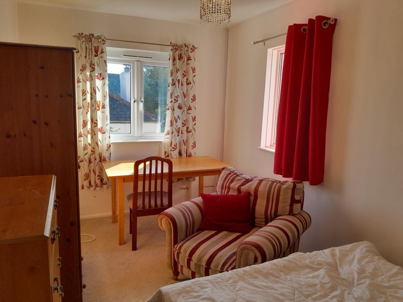 Photo 1: Furnished double bedroom available