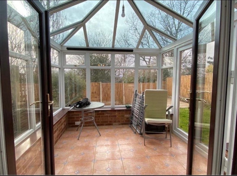 Photo 8: Conservatory 