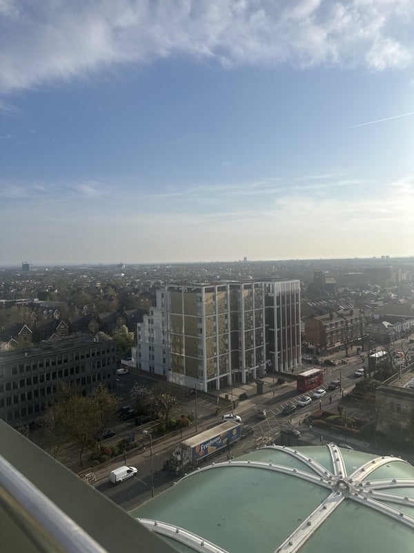 Photo 9: Balcony or Terrace