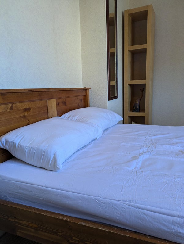 Photo 1: 599/month room