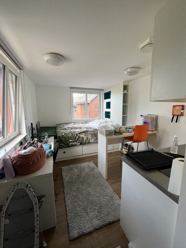 Photo 1: the actual room with personal decoration