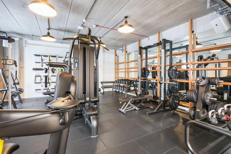 Photo 4: Gym