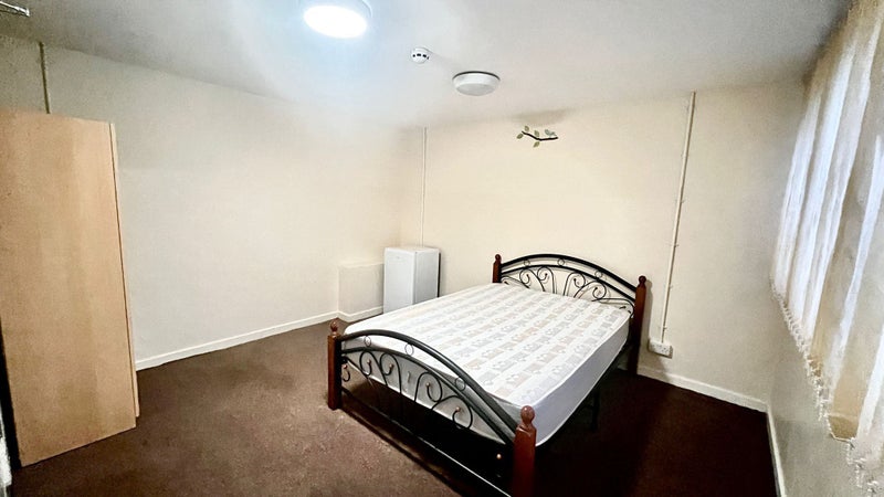 Photo 1: Double room £750