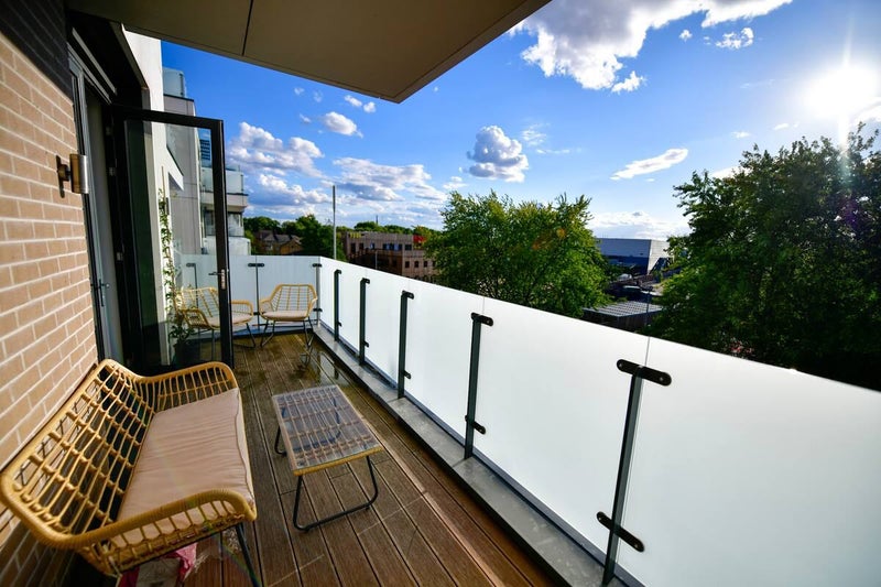 Photo 1: Balcony