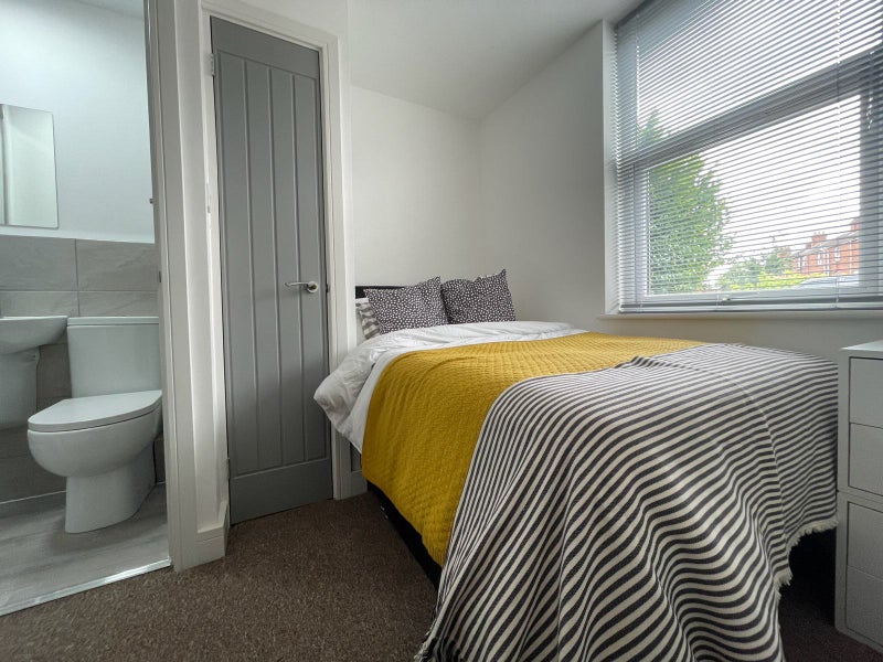 'Spacious Room Available for Rent – From 1st may' Room to Rent from ...