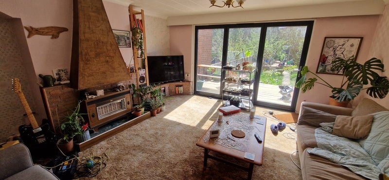 Photo 2: Living room