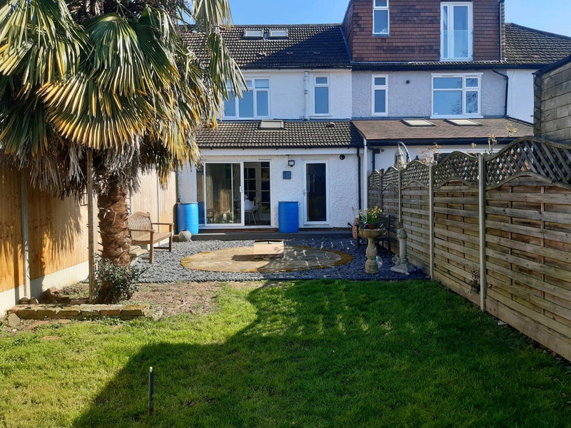 Photo 1: Garden area