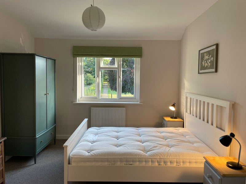 Photo 1: available bedroom