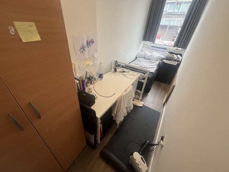 Photo 1: Room 1: £208pw with all bills included