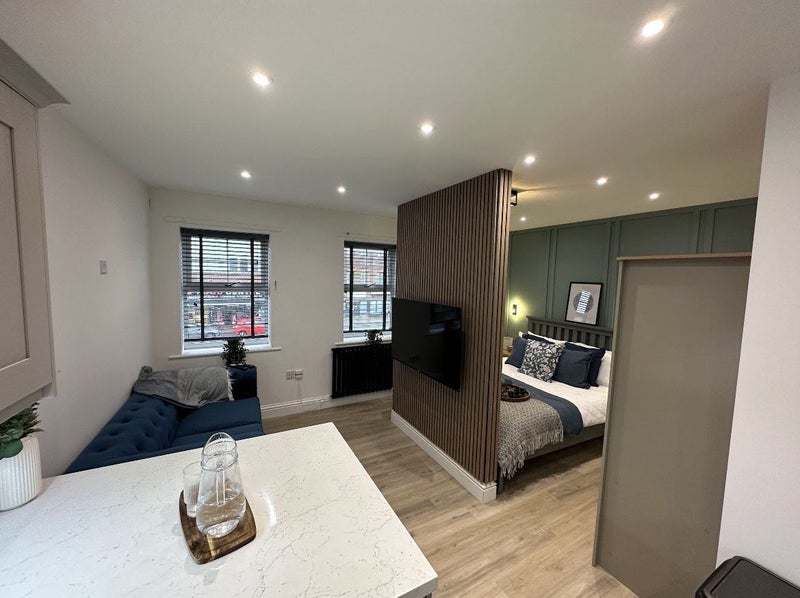 Photo 1: Example image 