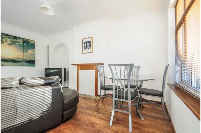 Photo 1: living room