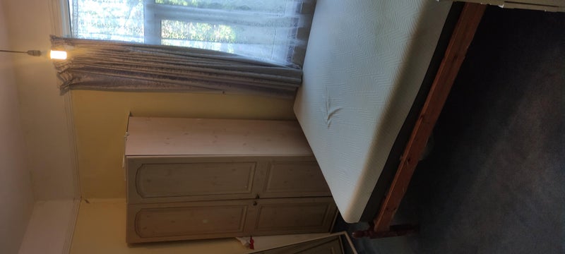 Photo 1: Bedroom