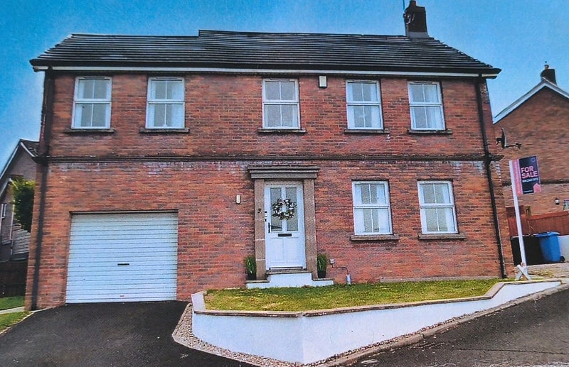 Photo 1: Parking available, left driveway is on a slope, right one is level