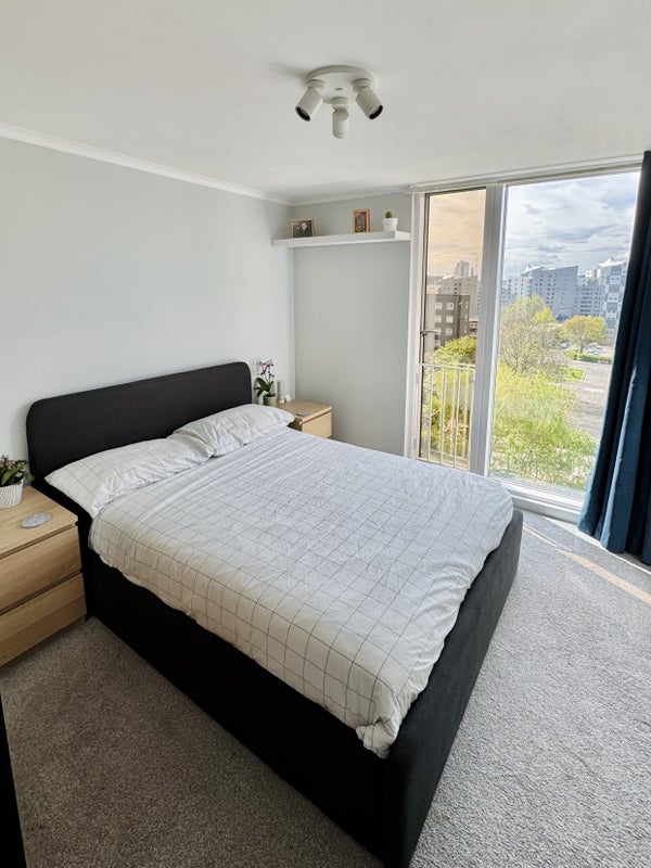 Photo 1: Room (Yours)