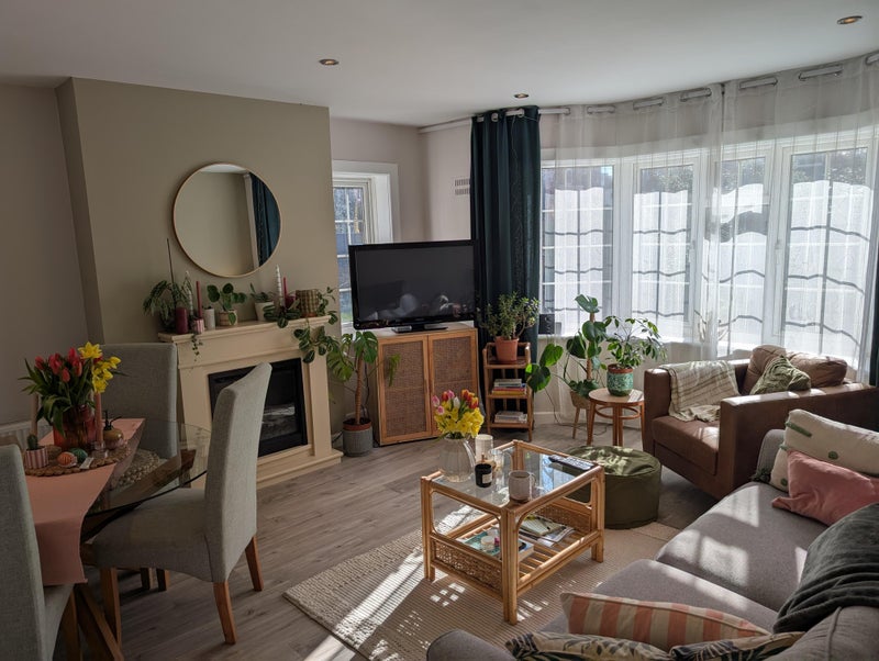 Photo 1: Living room