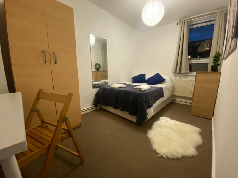 Photo 1: Room 4- £780 Available from 01/06/2025