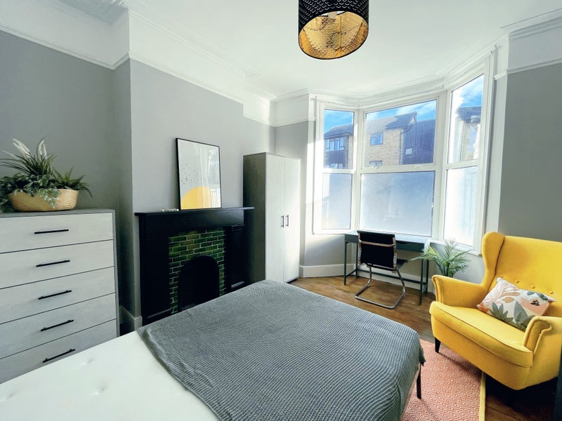 Photo 1: Room A
