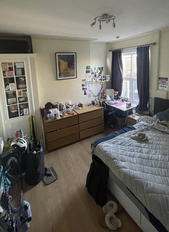 Photo 1: Photo 1 of Smaller Roomer