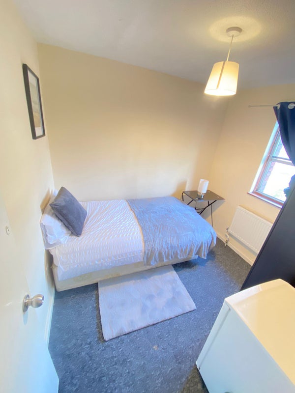 Photo 1: SINGLE ROOM £160.00 PER WEEK ALL BILLS INCLUDED.