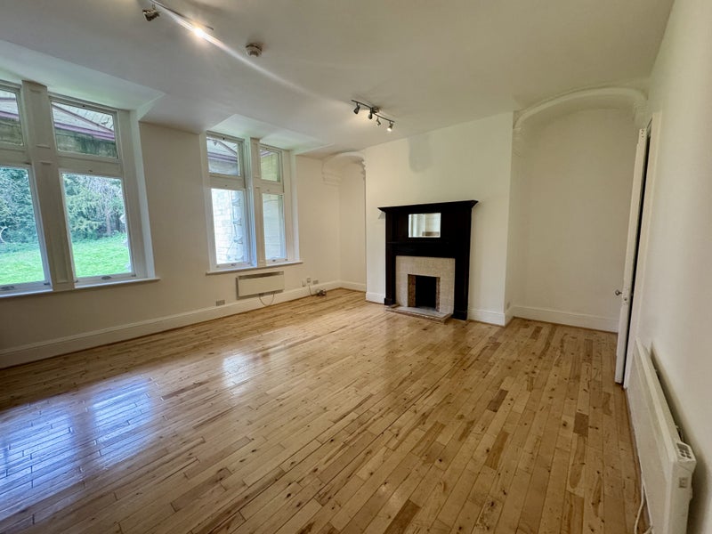 Photo 1: Open plan kitchen and lounge