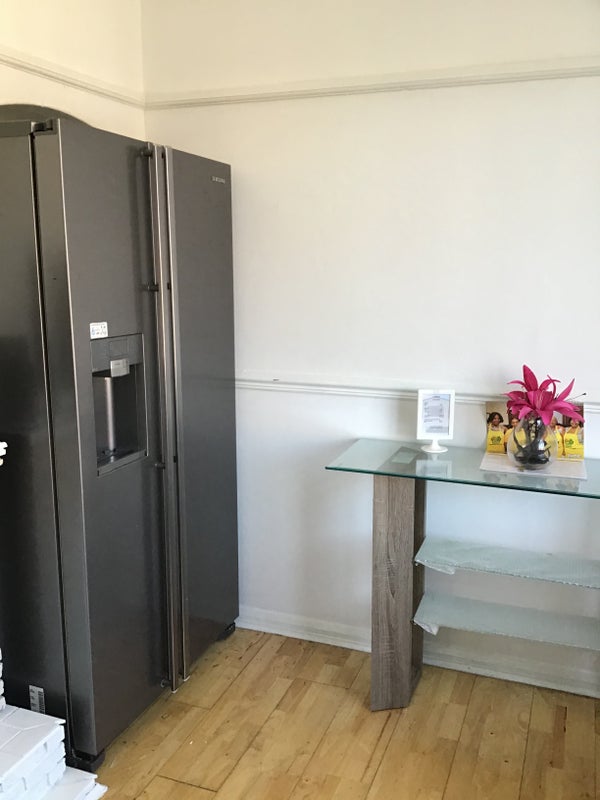 Photo 1: Dinning room