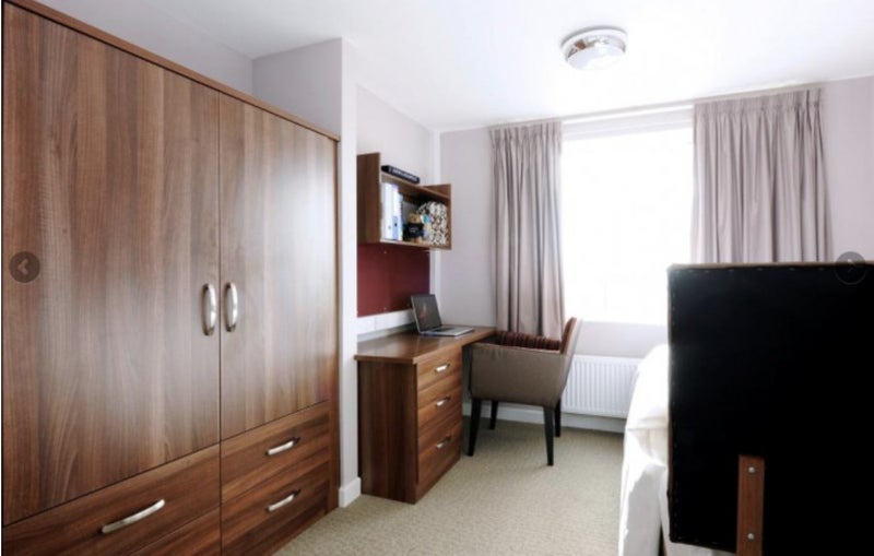Photo 1: spacious bedrooms