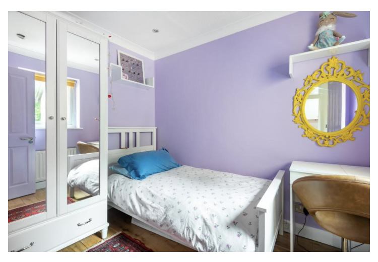 Photo 1: Single room 