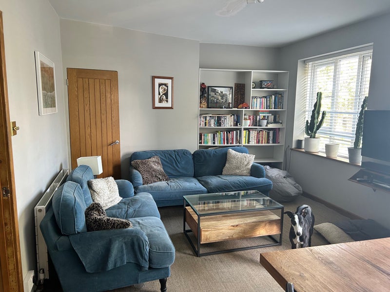 Photo 1: Living room