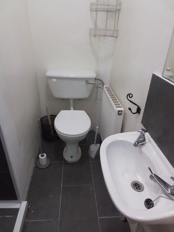 Photo 1: Shower Room