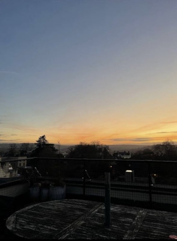 Photo 1: Roof terrace