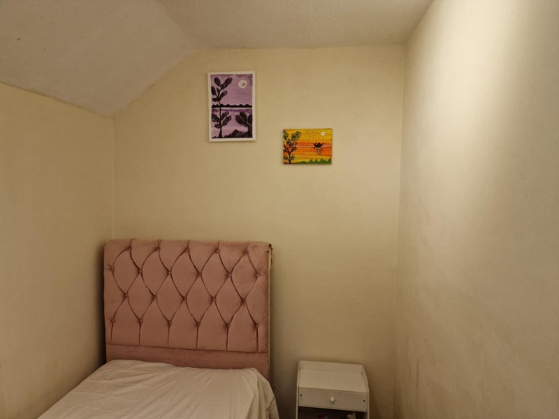 Photo 1: Single room with furniture.