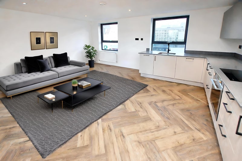 Photo 1: Kitchen and living (Part CGI) 