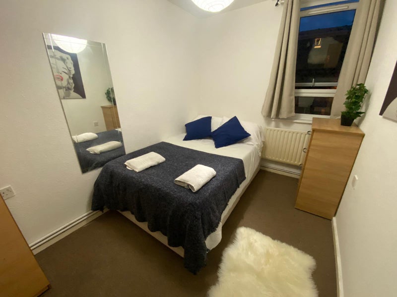 Photo 1: Room 4 available from 1st June (£780)