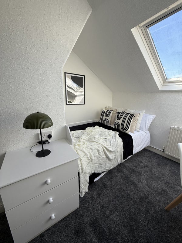 single/double in Headingley (LS6) – pohled 2
