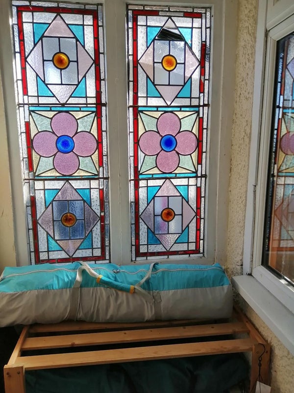 Photo 1: PORCH WINDOW