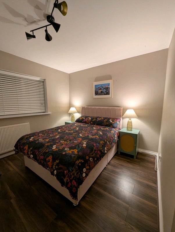 Photo 1: Your own double bedroom with 2 double wardrobes.