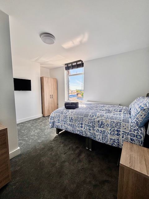 Photo 1: Room Three