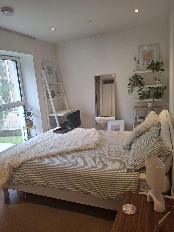 Photo 1: The available double room 