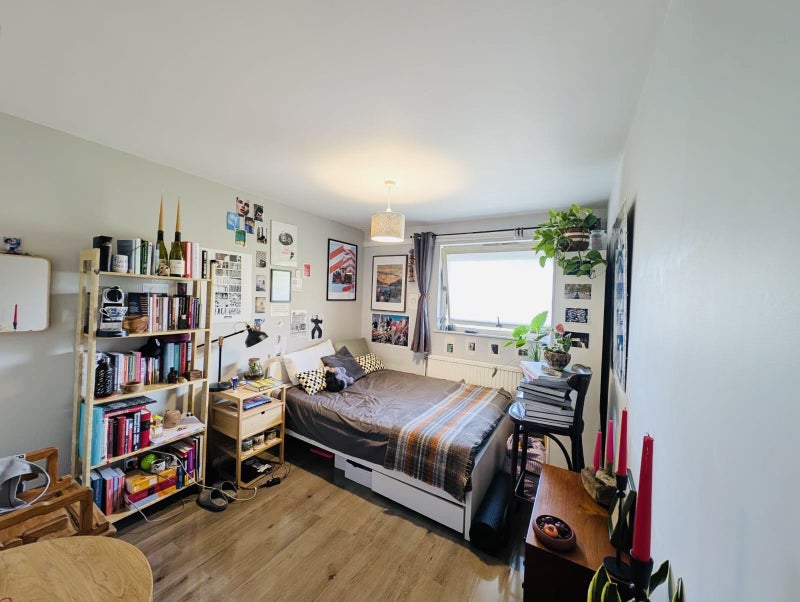 Photo 1: stunning double bedroom (yours)