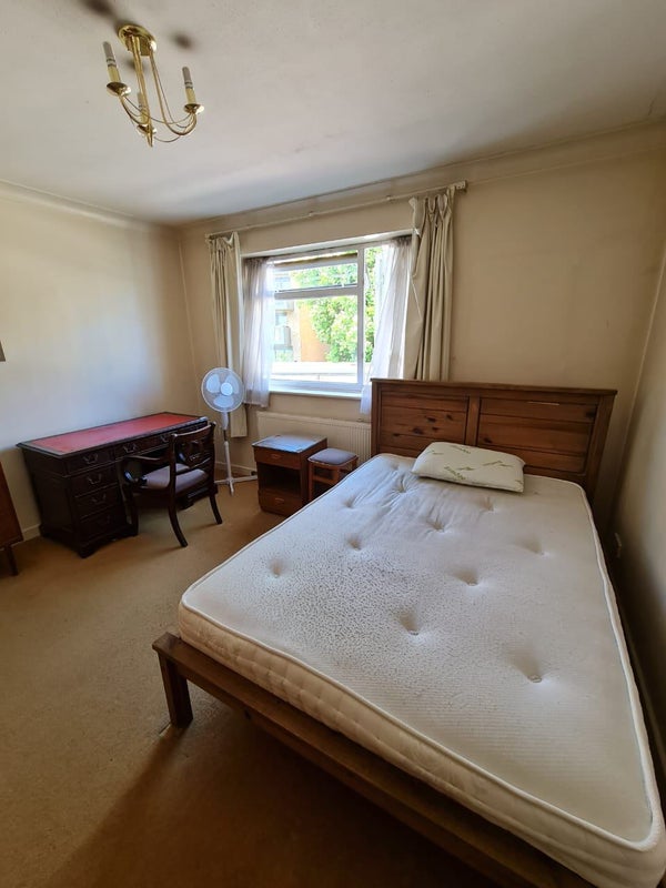 Photo 1: Double Room 1