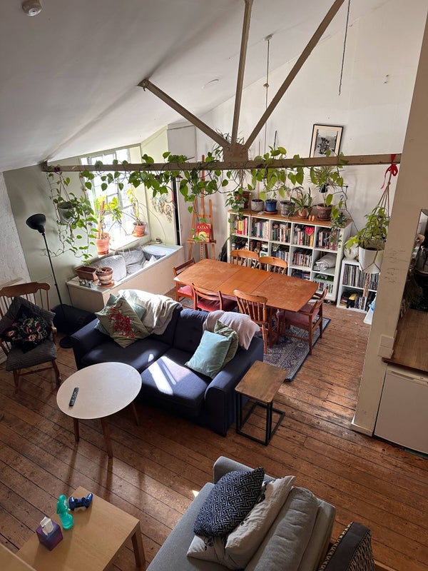 Photo 1: Open plan living space 