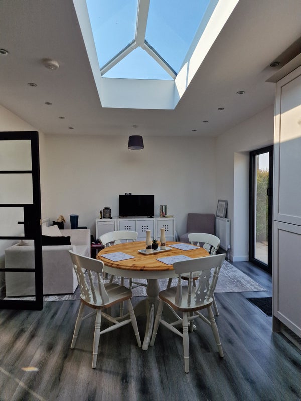 Photo 1: Large Kitchen diner