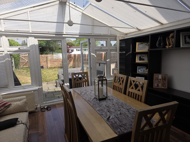 Photo 1: DINING AREA 