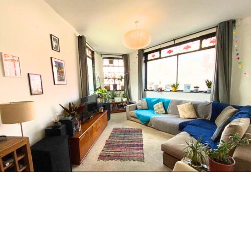 Photo 1: Living room