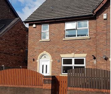 Photo 1: Property front