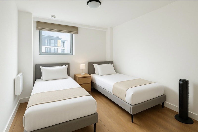 Photo 1: Bedroom (Bed can be changed to a double).