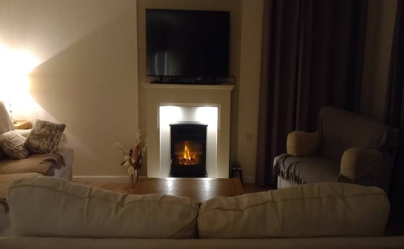 Photo 1: Quite, comfy space to relax