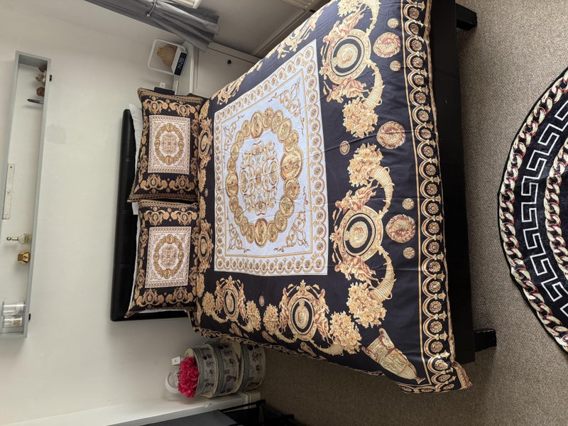 Photo 1: Large double room