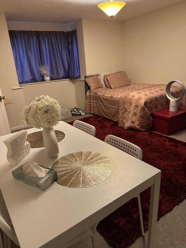 Photo 1: Double room