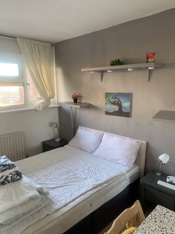 Photo 1: Lovely double fully furnished